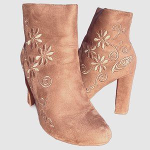 Top Moda Boots | Tan with Floral Embroider